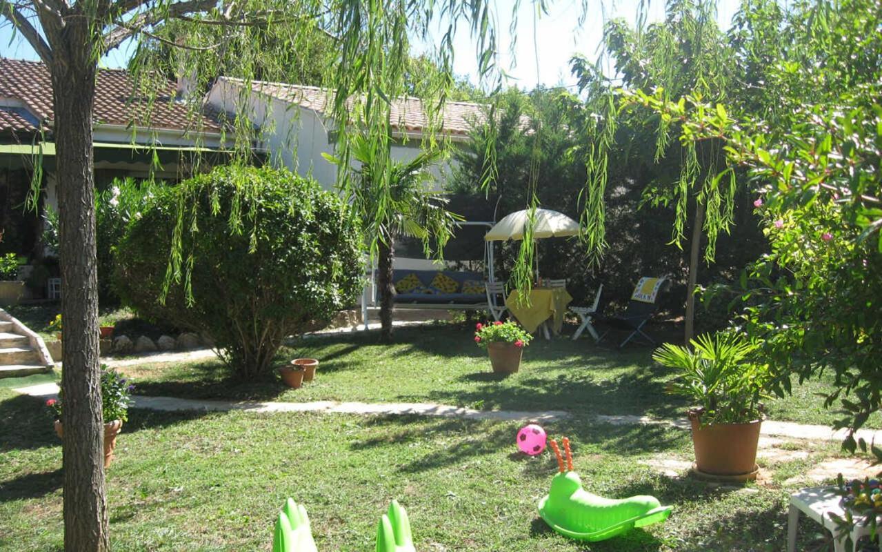 Le Gite Du Castellas Forcalqueiret Εξωτερικό φωτογραφία